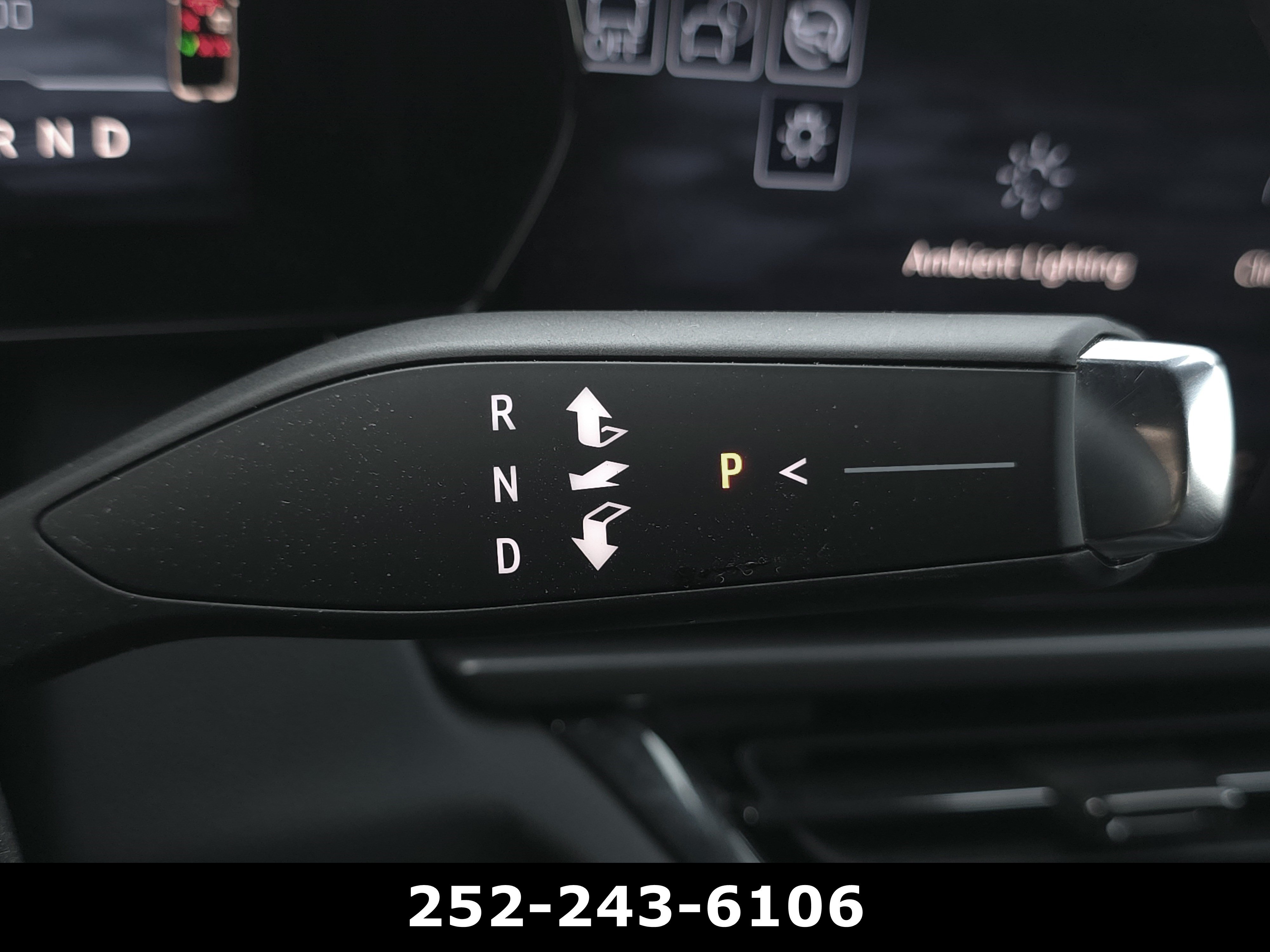 Used 2024 Chevrolet Equinox EV RS FWD image 27