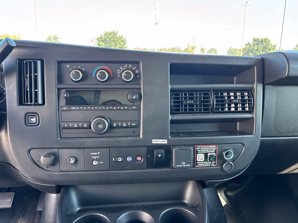 New 2025 GMC Savana 4500 w/ Power Convenience Package RWD image 8