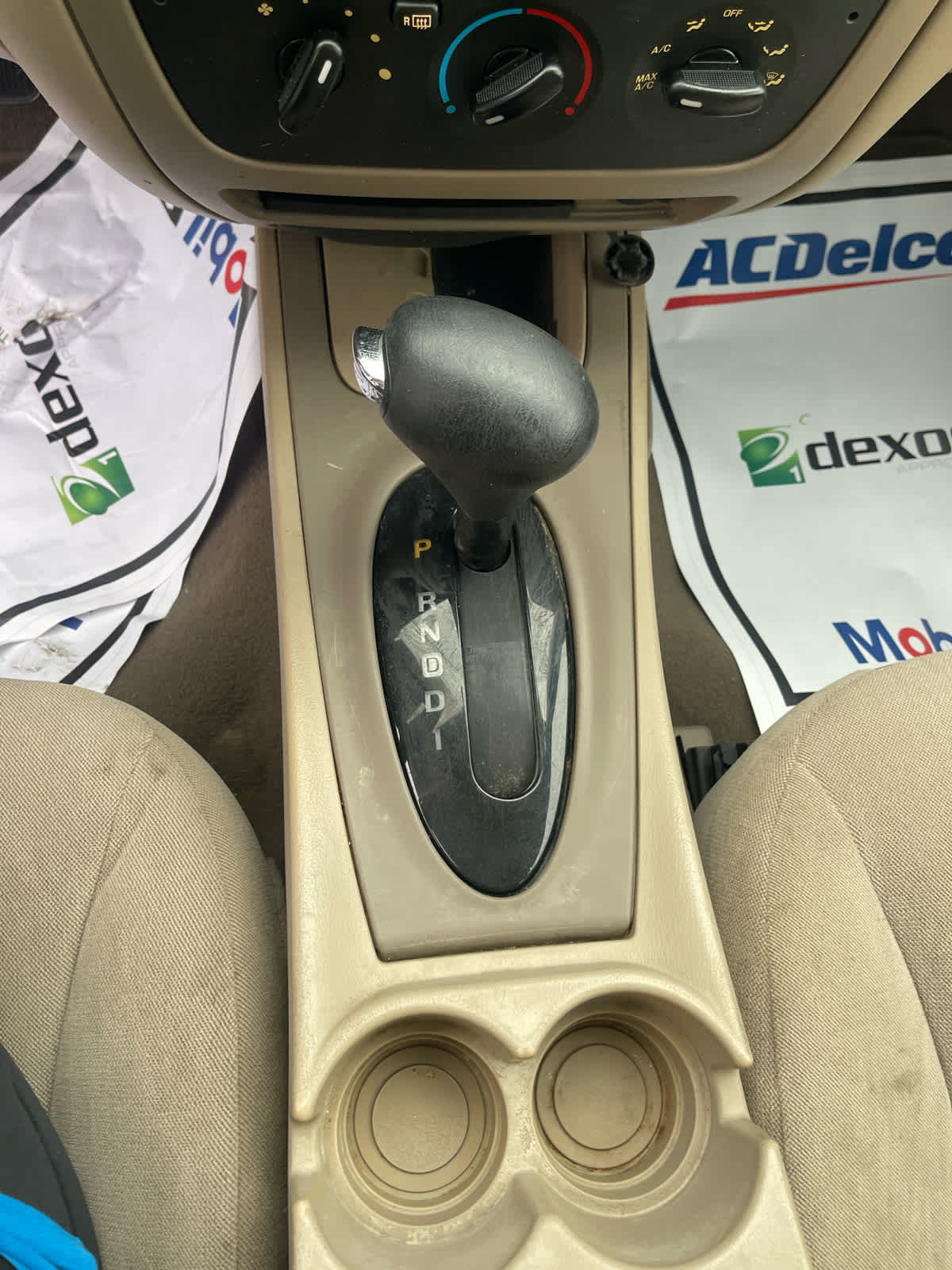Used 2005 Ford Taurus SE FWD image 17