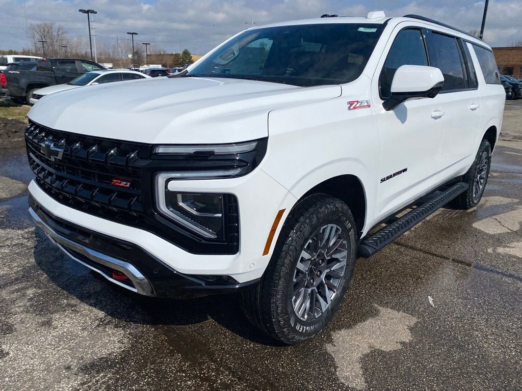 New 2026 Chevrolet Suburban Z71 w/ Comfort Package image 3