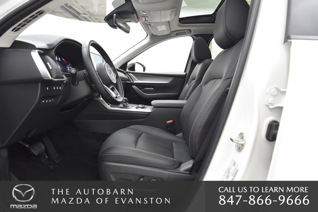 Certified 2025 MAZDA CX-90 Plug-In Hybrid w/Premium Sport image 29