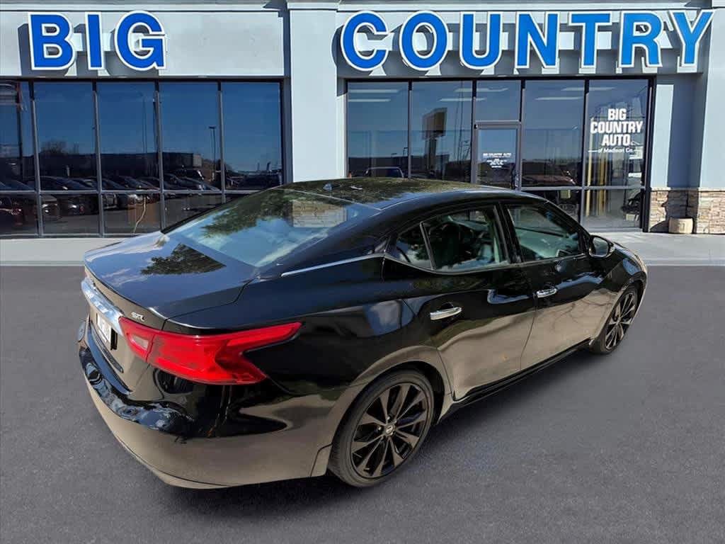 Used 2017 Nissan Maxima SR FWD image 4