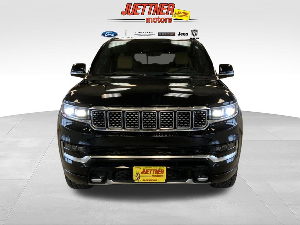 Used 2023 Jeep Grand Wagoneer L Series III w/ Rear Seat Video Group 1 AWD/4WD image 2