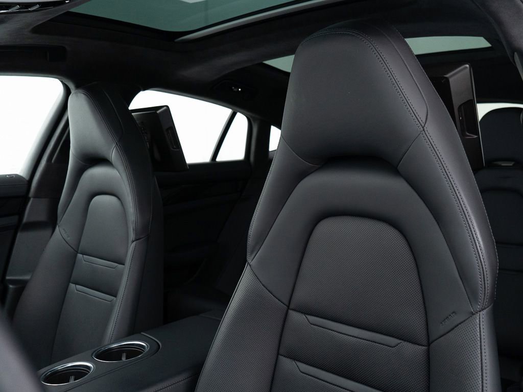 Used 2023 Porsche Panamera GTS AWD/4WD image 16