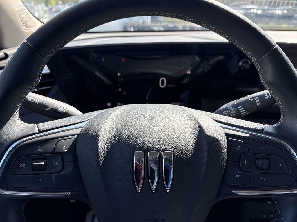 Used 2025 Buick Encore GX Preferred FWD image 12