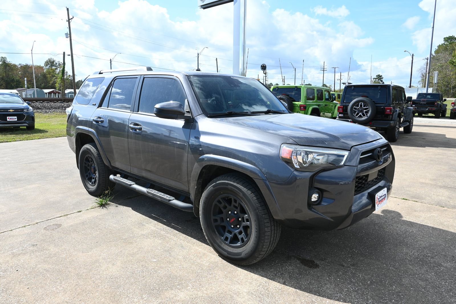 Used 2023 Toyota 4Runner SR5 image 8