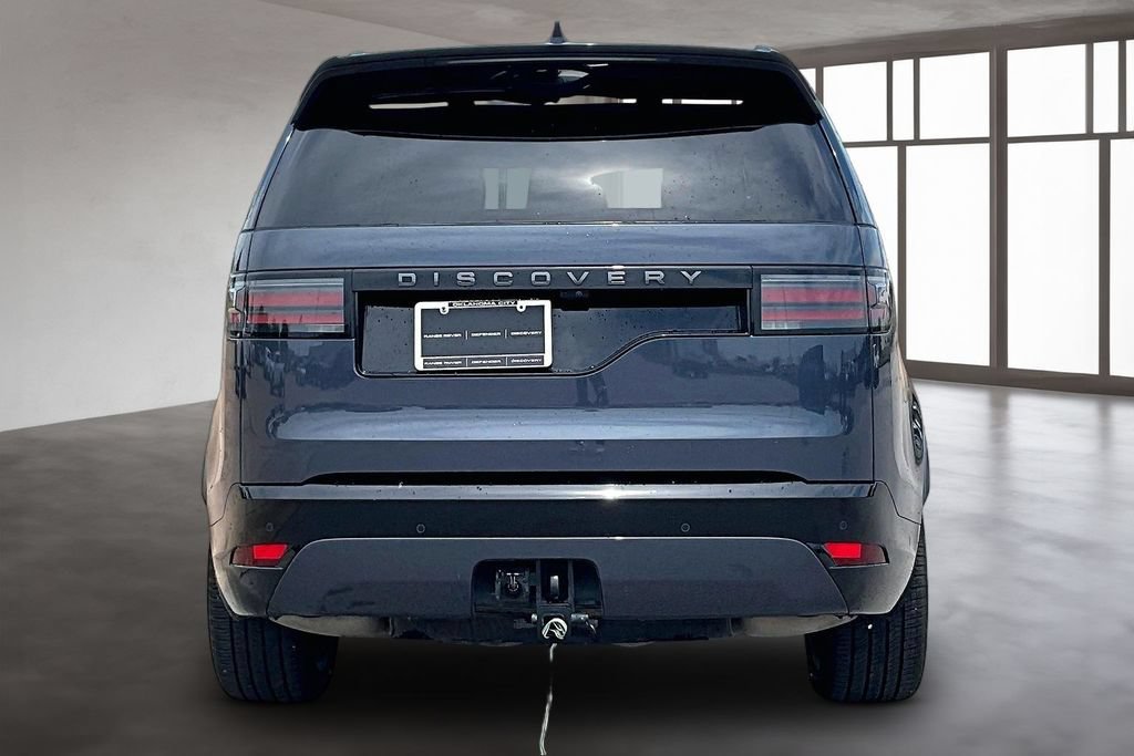 Used 2024 Land Rover Discovery Dynamic SE AWD/4WD image 4