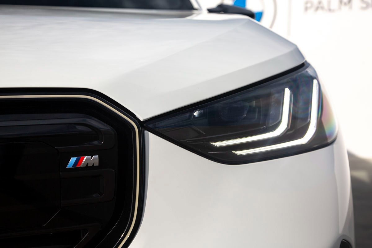 Used 2025 BMW X3 M50 w/ Premium Package image 9