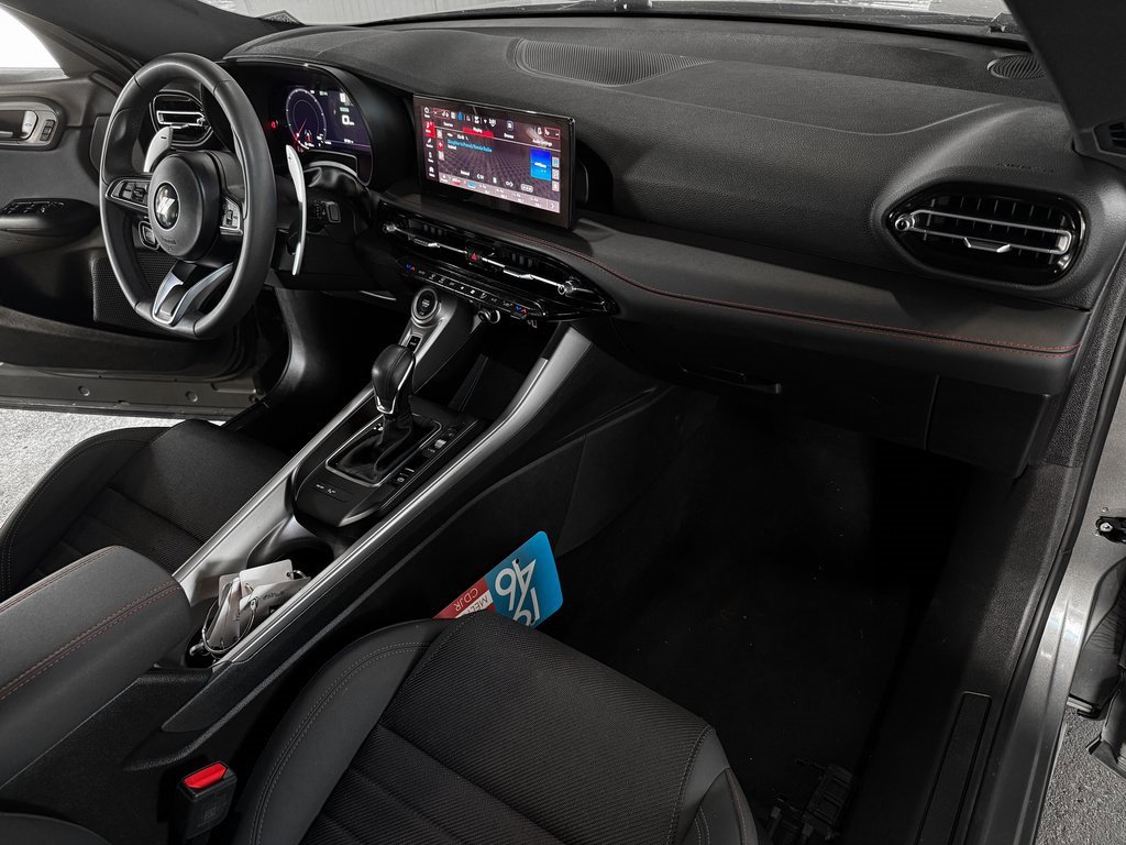 Used 2024 Dodge Hornet R/T image 3