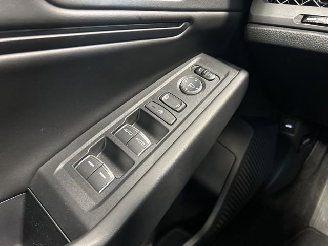 Certified 2023 Honda Accord EX image 31