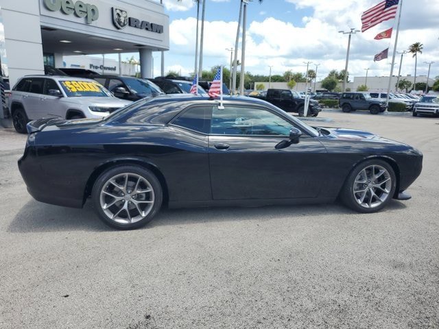 Used 2022 Dodge Challenger GT RWD image 8