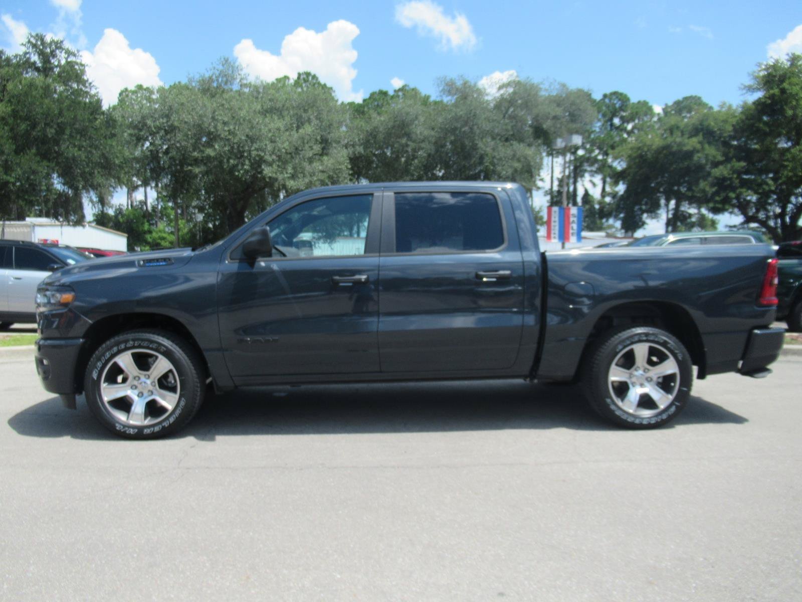 New 2026 RAM 1500 Express RWD image 4