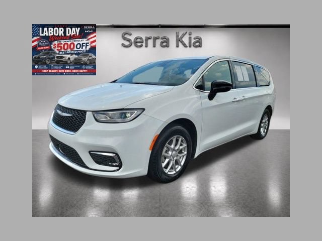 Used 2026 Chrysler Pacifica Select FWD 360° Tour