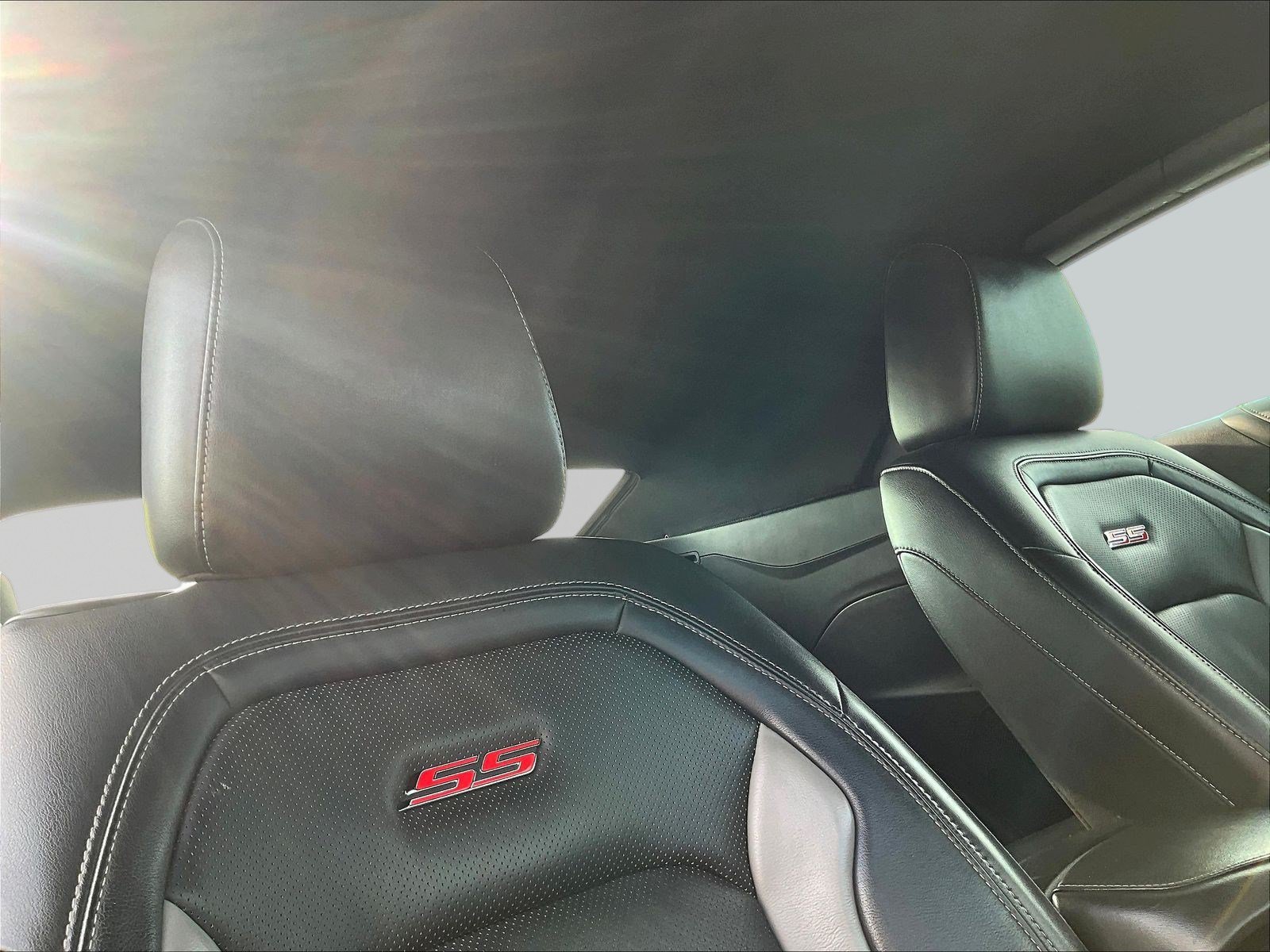 Used 2020 Chevrolet Camaro SS RWD image 24