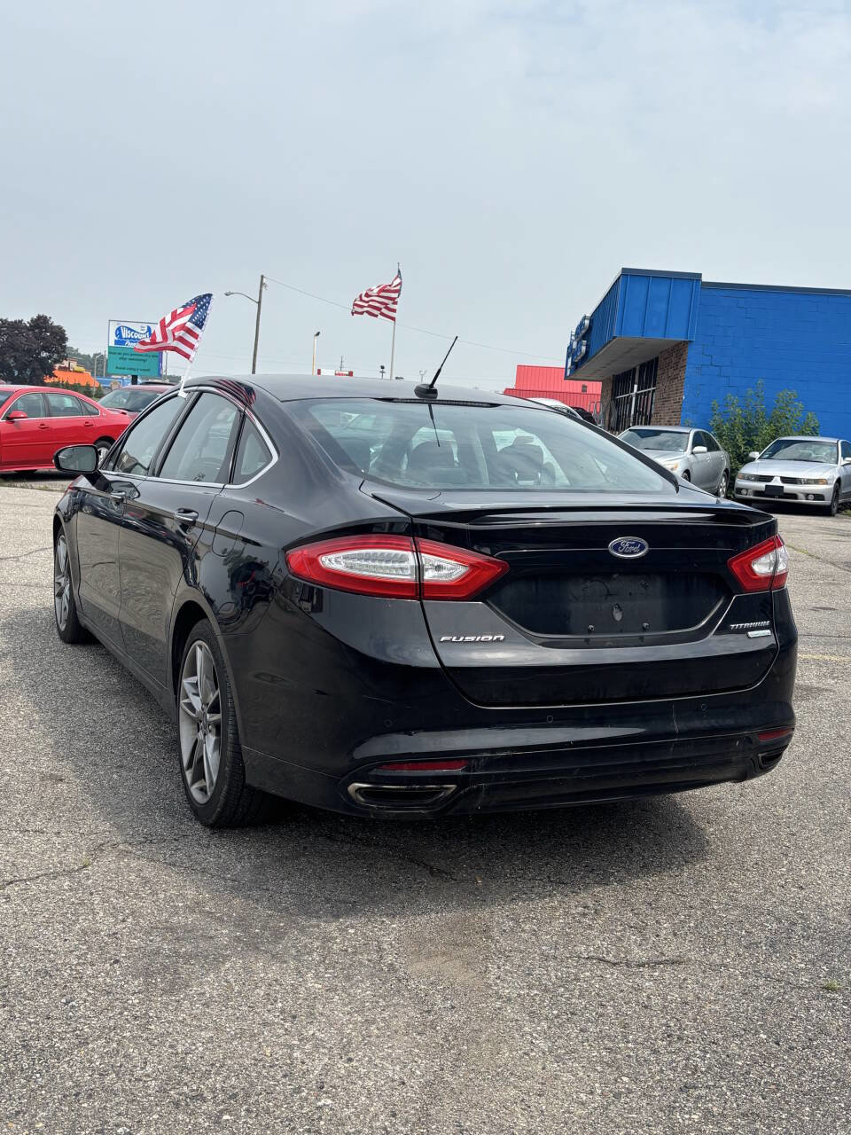 Used 2016 Ford Fusion Titanium image 4