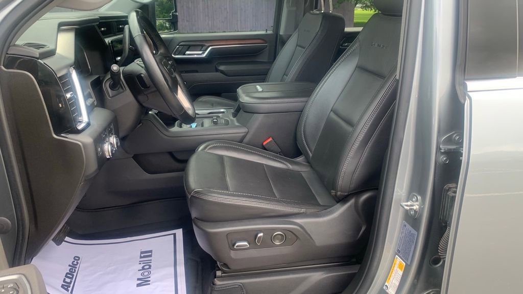 Used 2024 GMC Sierra 2500 Denali w/ Denali Reserve Package image 24