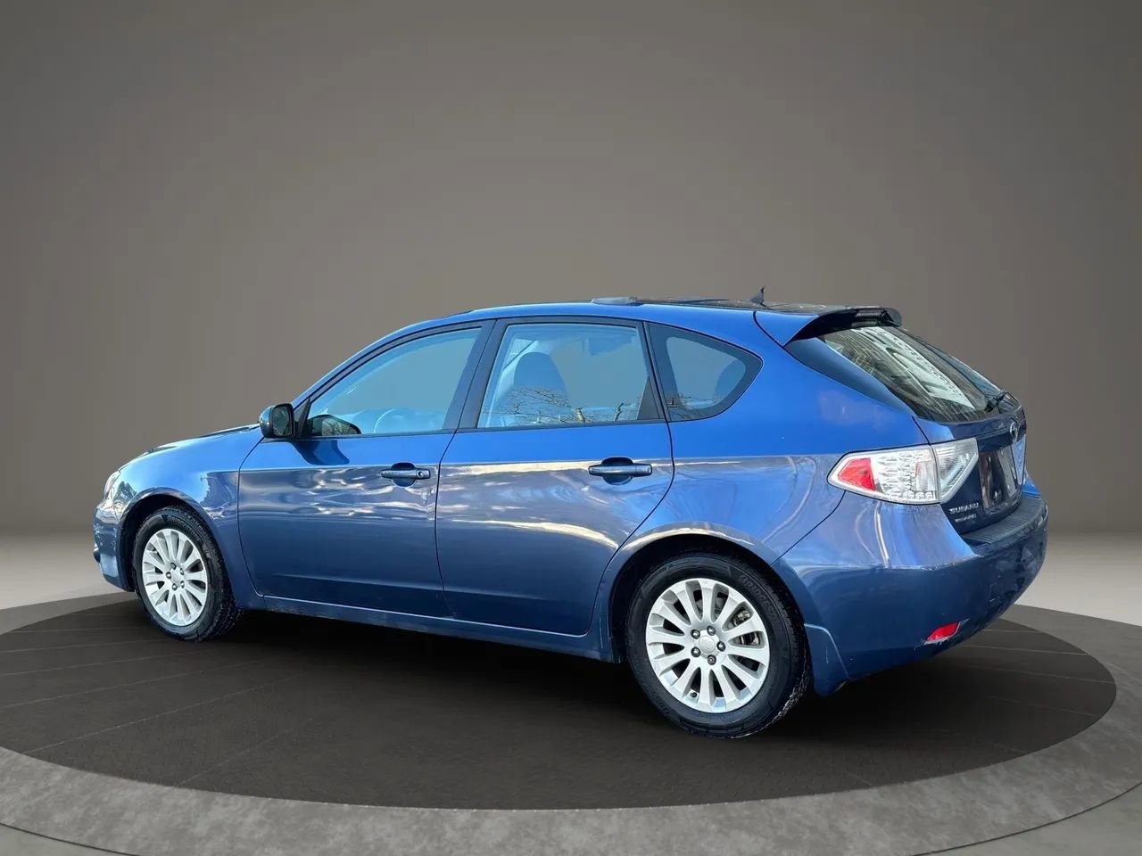 Used 2011 Subaru Impreza 2.5i Premium w/ PWR Moonroof Value Pkg image 7