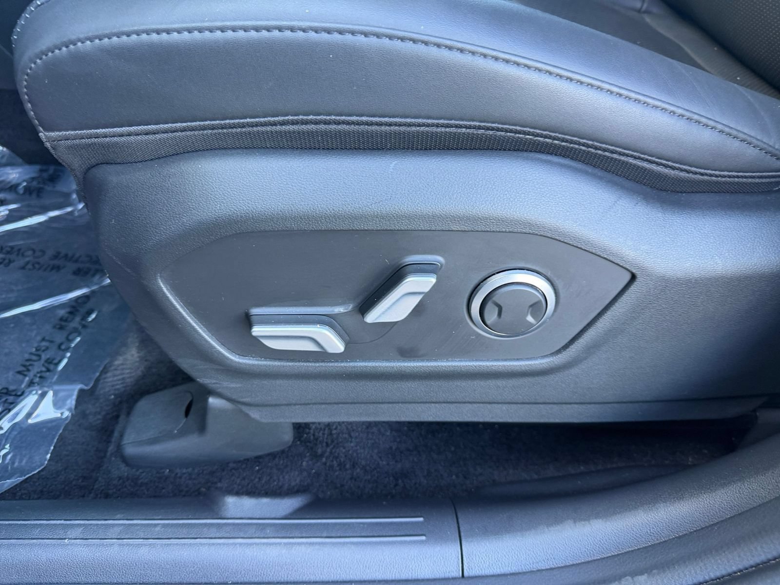 Used 2026 Hyundai Santa Fe SEL FWD image 21