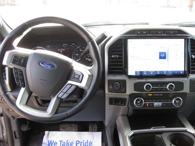 Used 2022 Ford F250 Lariat w/ Lariat Ultimate Package AWD/4WD image 11