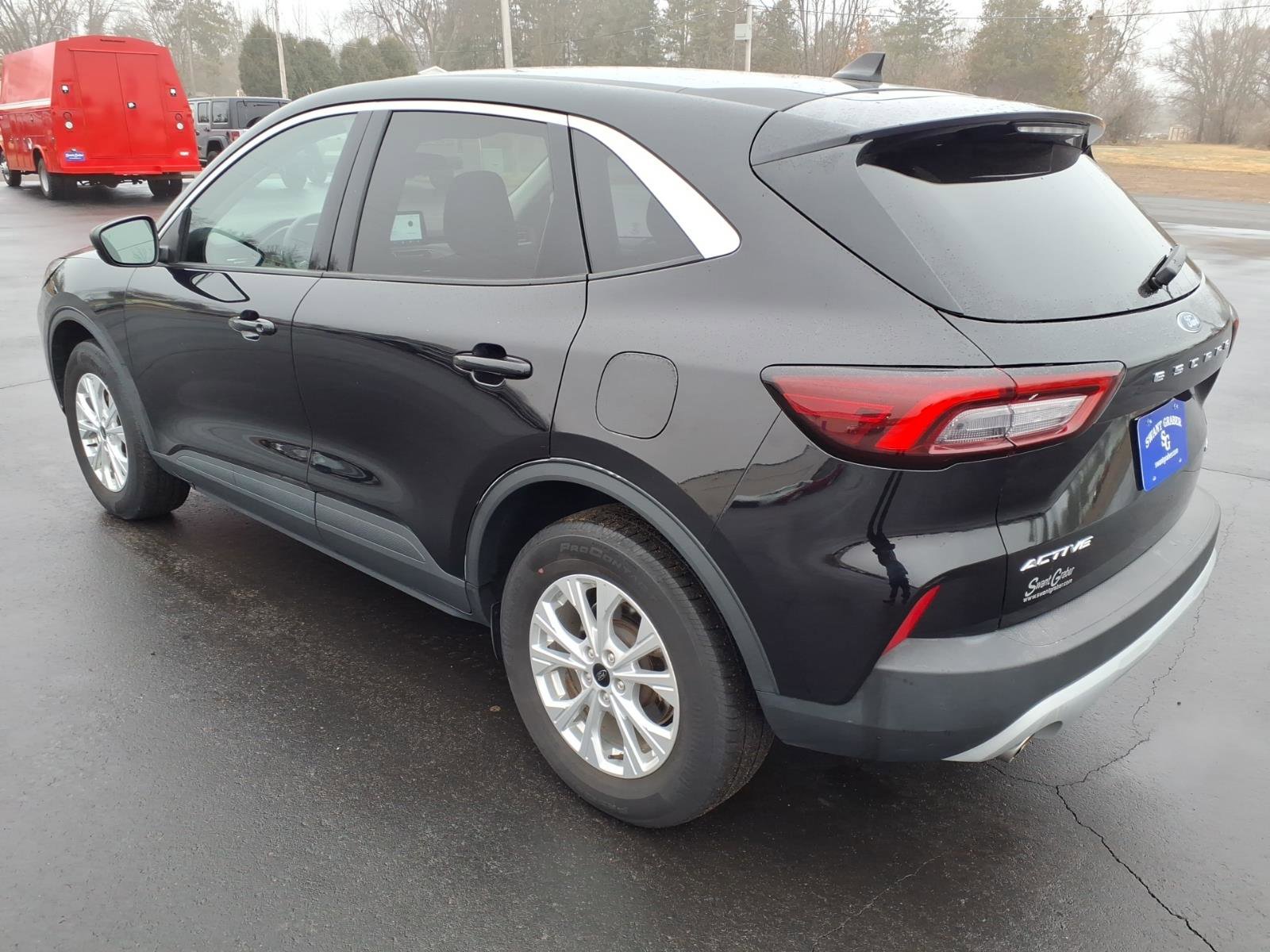 Certified 2023 Ford Escape Active image 3