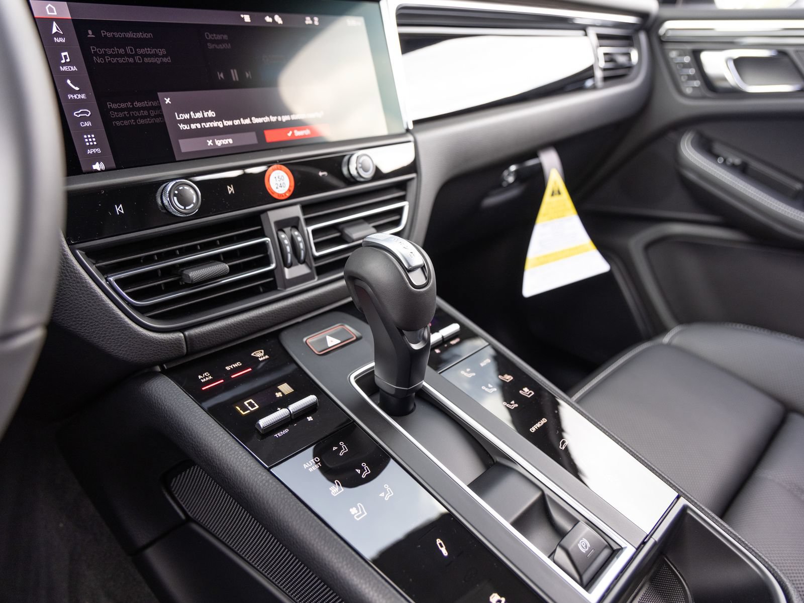 New 2026 Porsche Macan Turbo AWD/4WD image 18