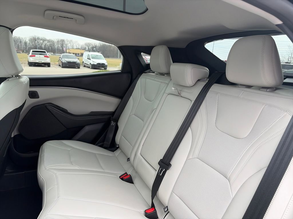 Used 2025 Ford Mustang Mach-E Premium image 33