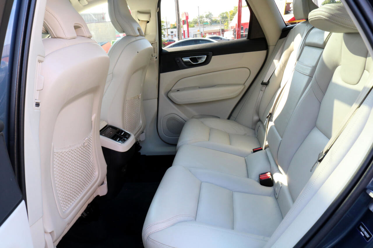 Used 2021 Volvo XC60 T5 Inscription w/ Climate Package image 31