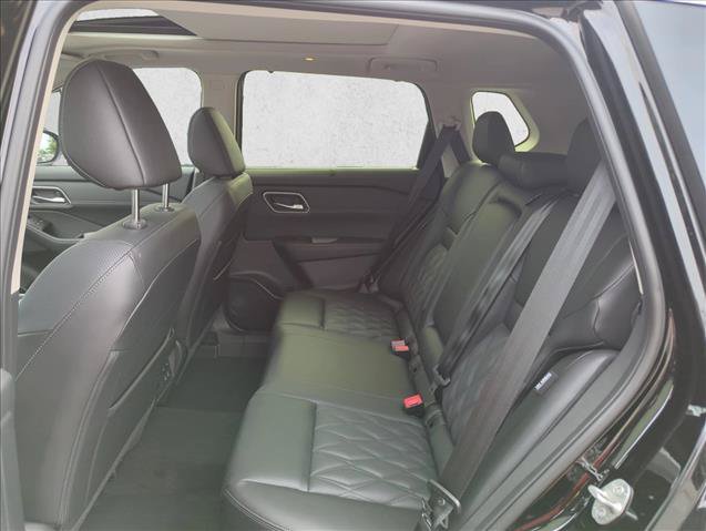 New 2026 Nissan Rogue Platinum w/ Platinum Premium Package AWD/4WD image 18