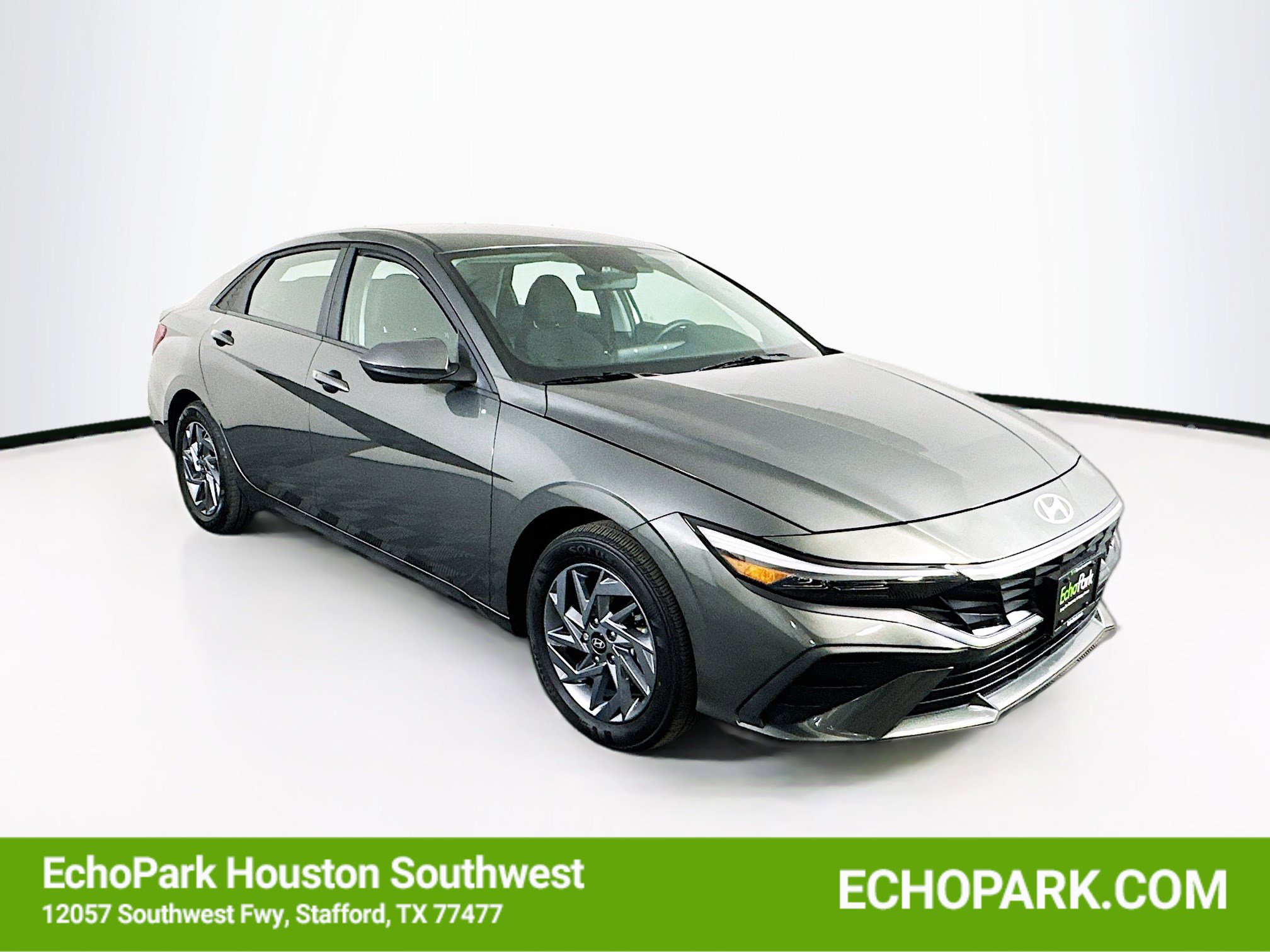 Used 2024 Hyundai Elantra Blue