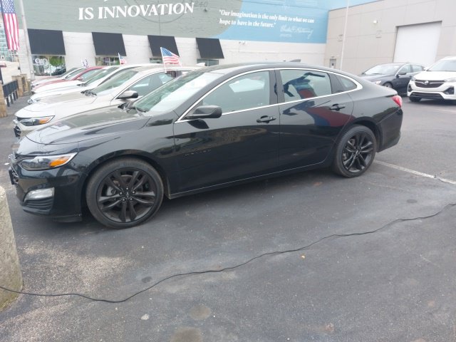 Used 2024 Chevrolet Malibu LT w/ Midnight Edition FWD image 4