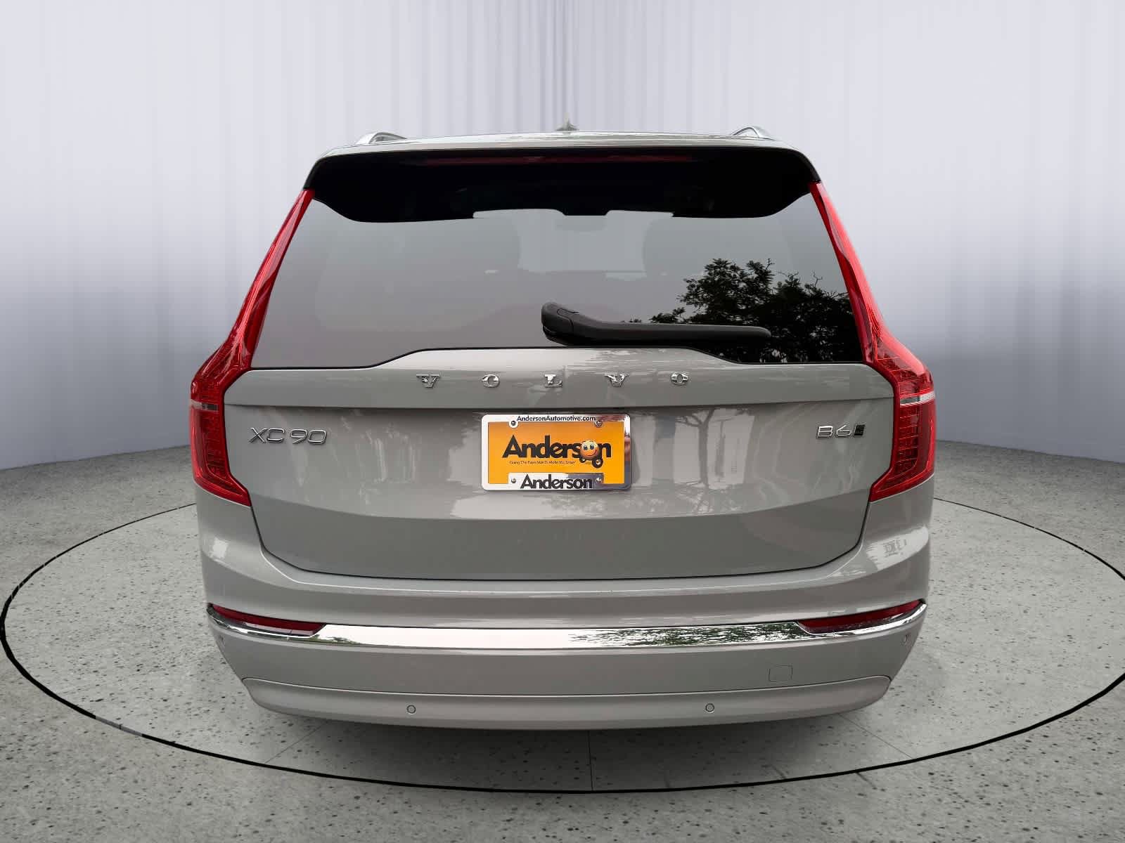 Used 2025 Volvo XC90 B6 Plus AWD/4WD image 4