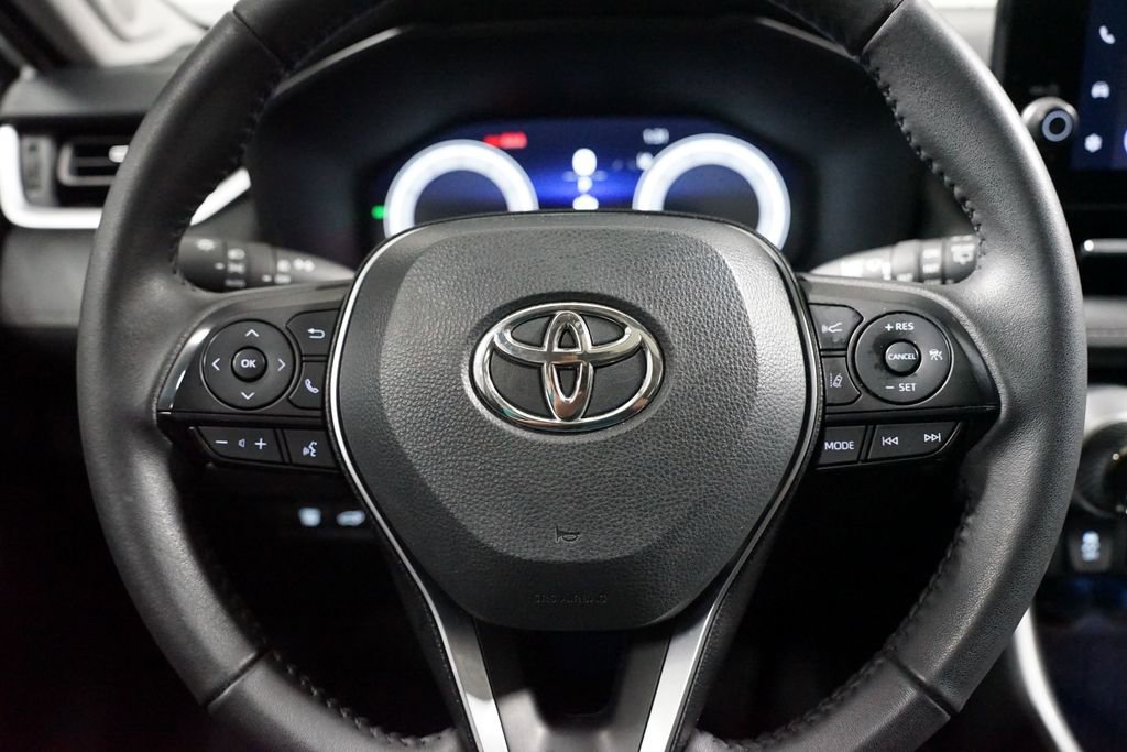 Used 2024 Toyota RAV4 Limited FWD image 12