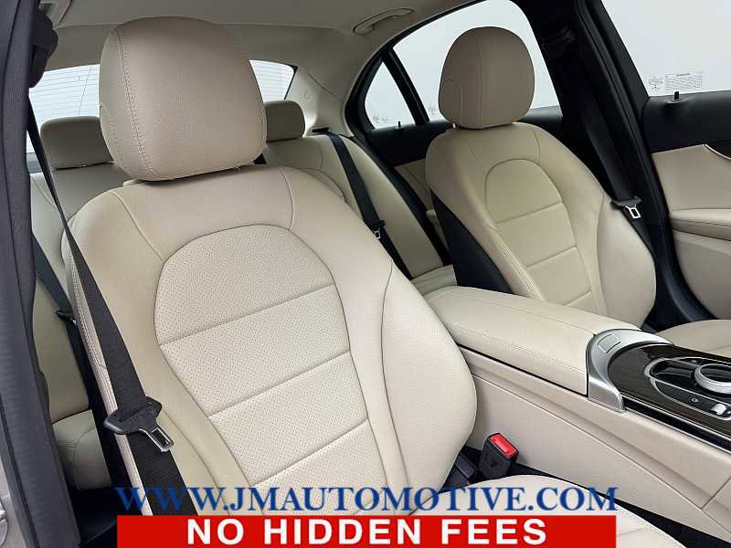 Used 2019 Mercedes-Benz C 300 4MATIC Sedan image 21