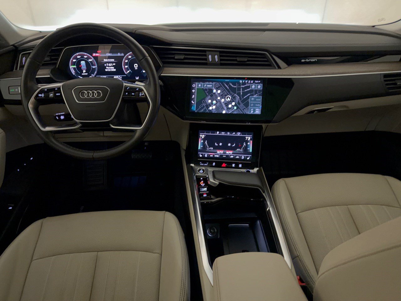 Certified 2024 Audi Q8 e-tron Premium Plus AWD/4WD image 17
