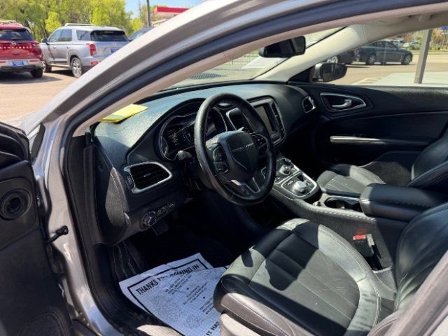 Used 2016 Chrysler 200 Limited FWD image 18