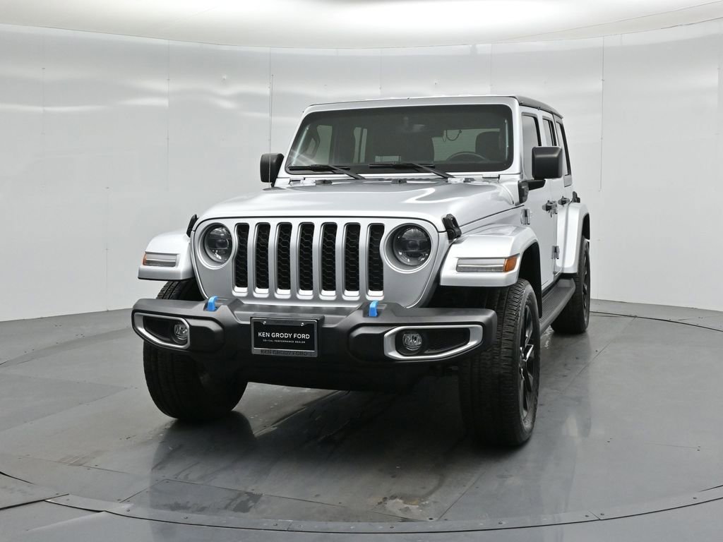 Used 2023 Jeep Wrangler Unlimited Sahara w/ Cold Weather Group image 55