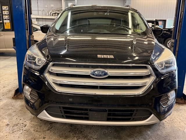 Used 2018 Ford Escape SEL w/ Ford Safe & Smart Package AWD/4WD image 3