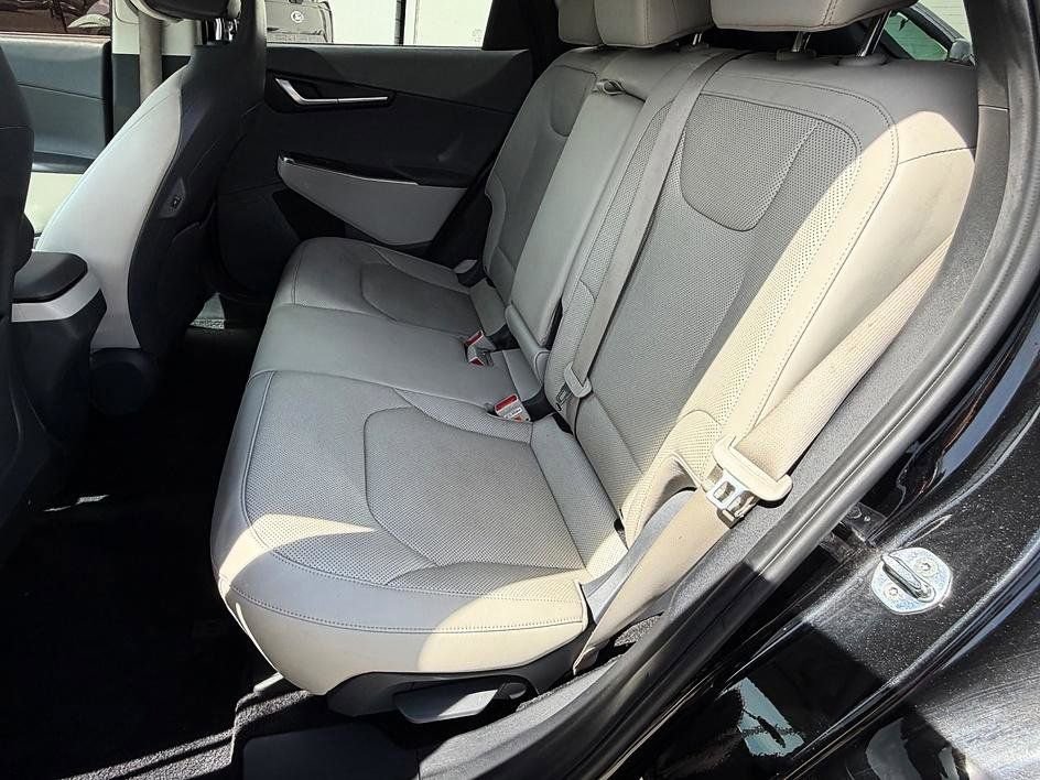 Used 2022 Kia EV6 Wind image 28