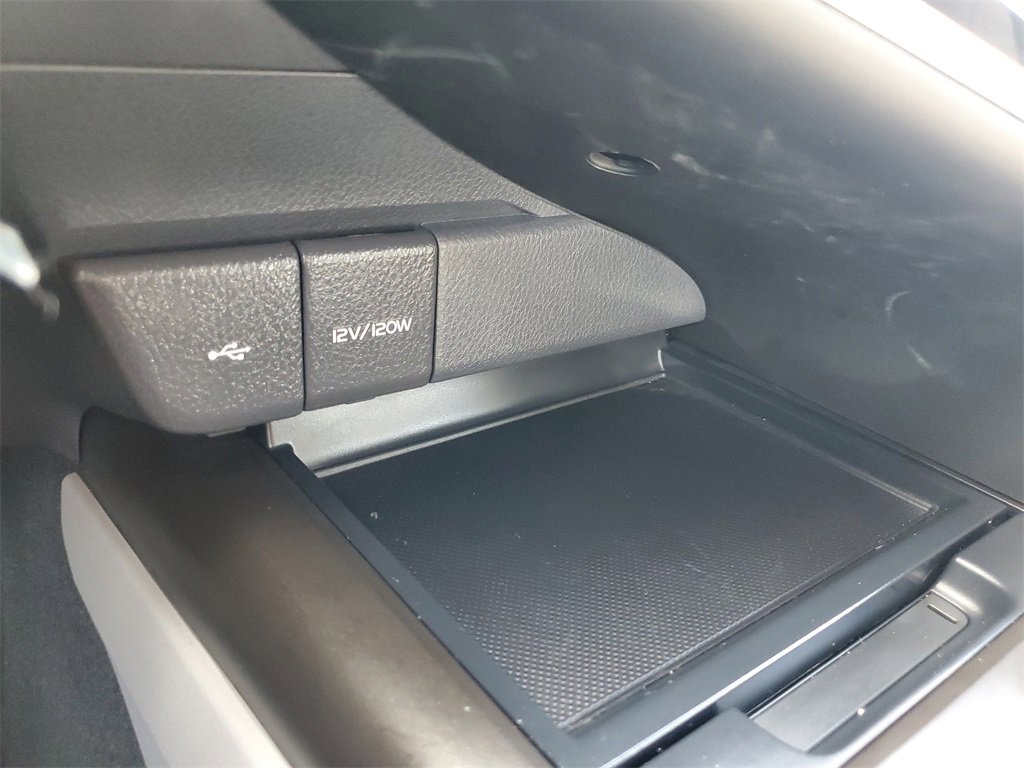 Used 2023 Toyota Camry LE image 36