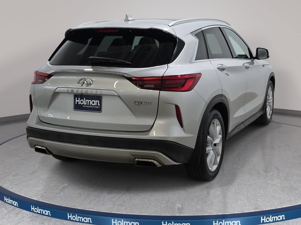 Used 2019 INFINITI QX50 Essential w/ Premium Heat Package AWD/4WD image 6