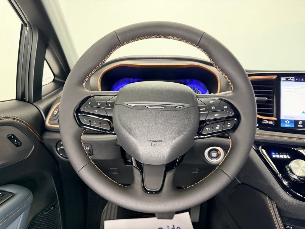 New 2027 Chrysler Pacifica Pinnacle AWD/4WD image 19