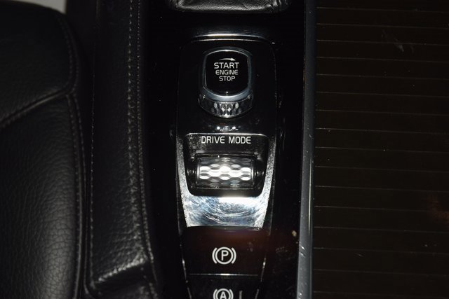 Used 2018 Volvo S90 T5 Momentum w/ Convenience Package image 30