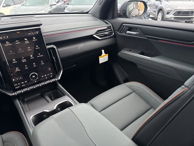 New 2026 GMC Acadia AT4 w/ Luxury Package image 25