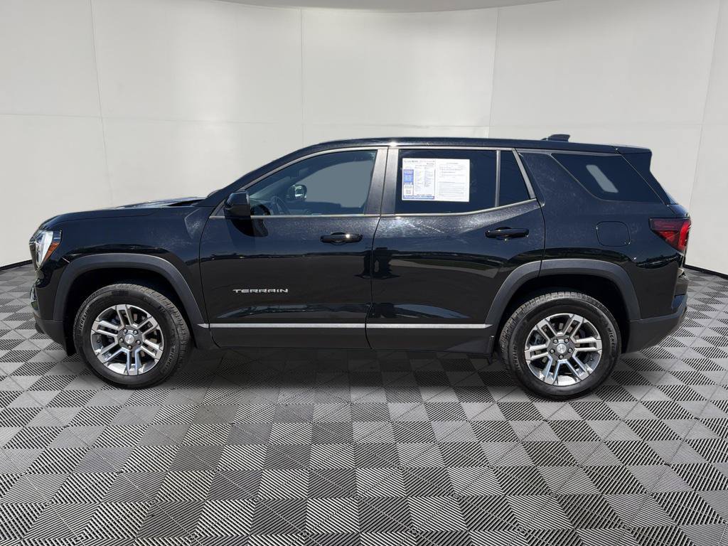 Used 2025 GMC Terrain Elevation AWD/4WD image 4