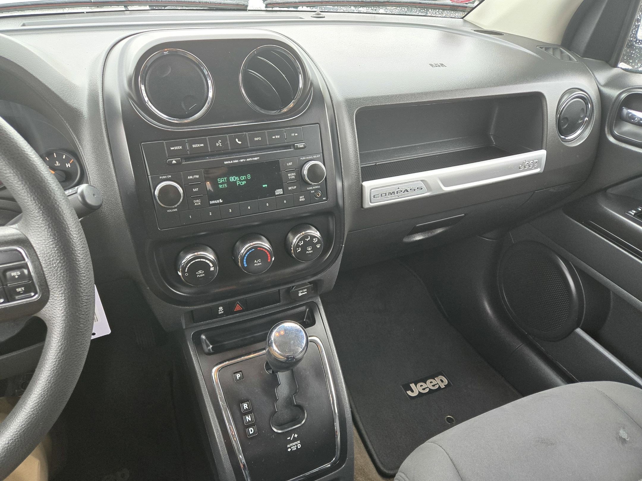 Used 2018 Jeep Compass Latitude w/ Popular Equipment Group image 14