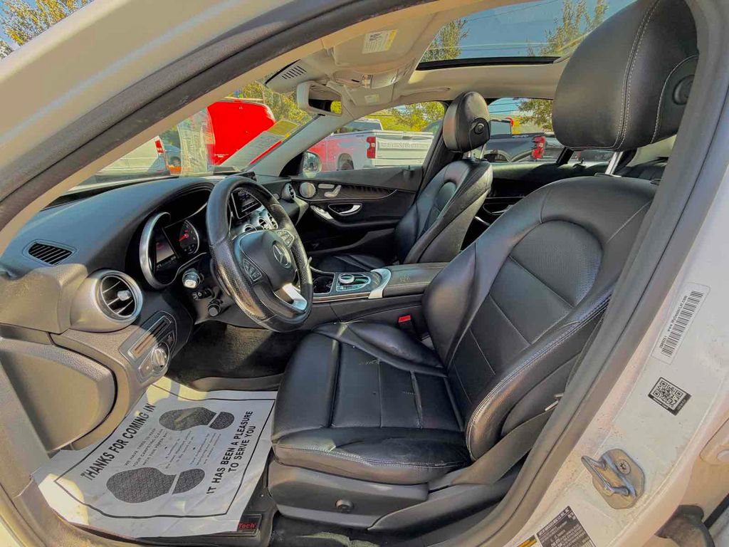 Used 2017 Mercedes-Benz C 300 4MATIC Sedan image 12