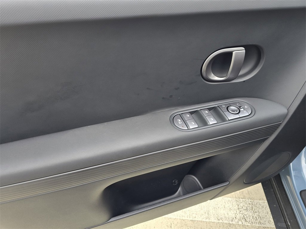 New 2025 Hyundai Ioniq 5 SEL image 15