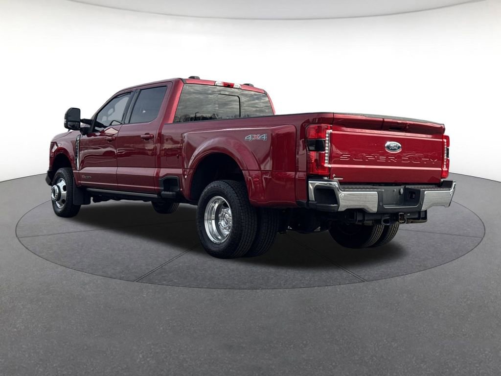 Used 2023 Ford F350 Lariat w/ Lariat Ultimate Package image 3