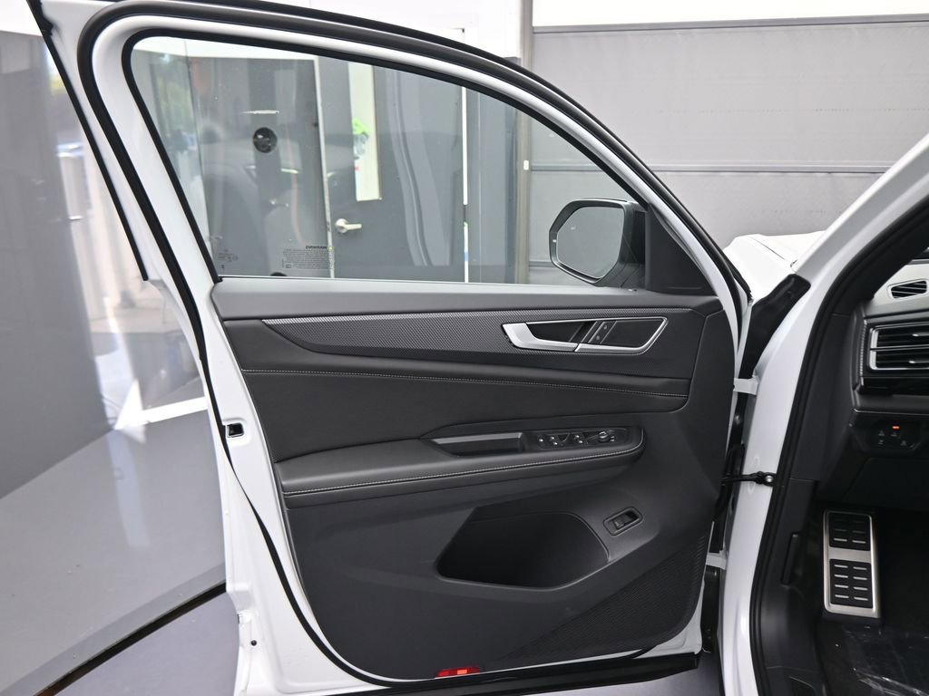 New 2026 Volkswagen Atlas Cross Sport SEL R-Line image 37