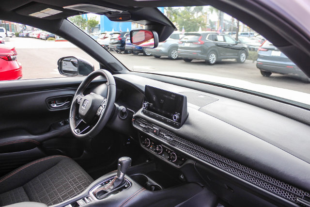Used 2024 Honda HR-V Sport image 21